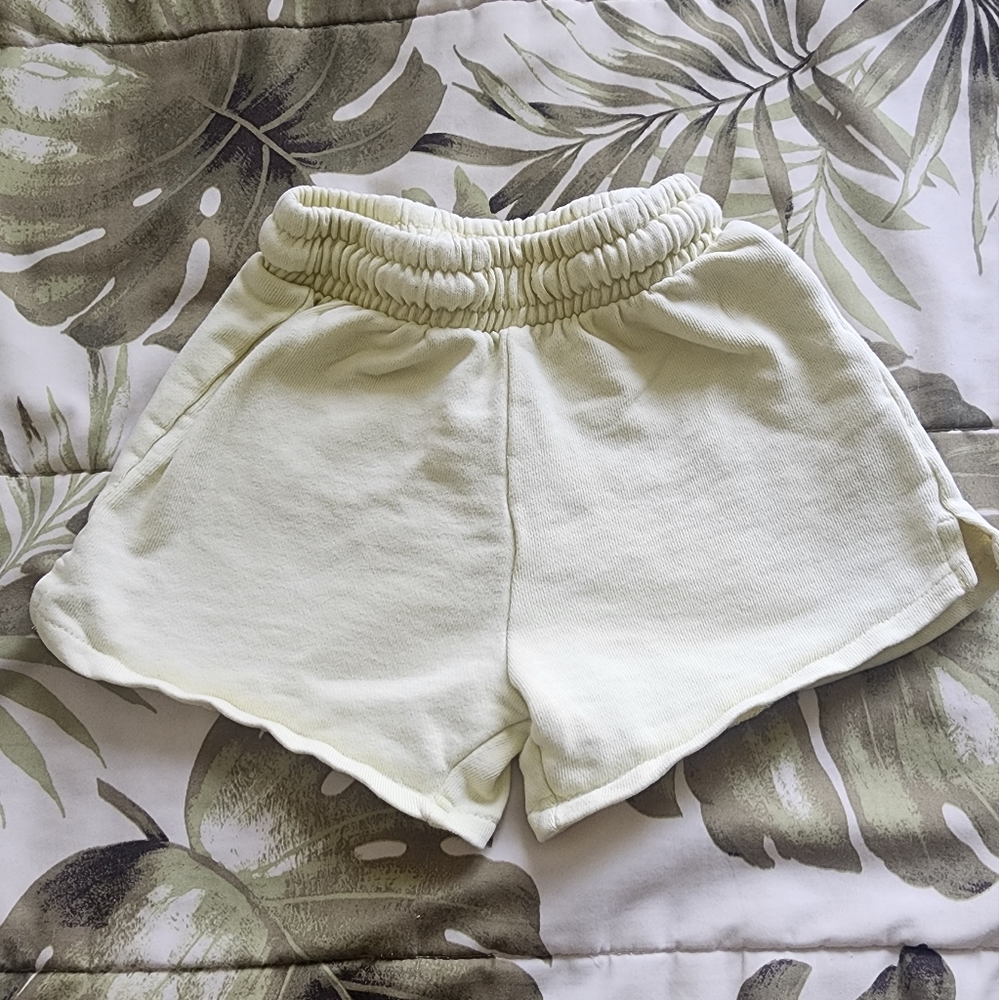 Zara Yellow Elastic waist Shorts Size 2-3 Years